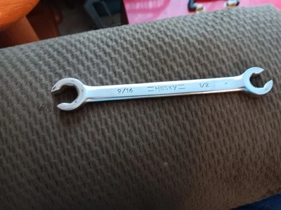 HUSKY TOOLS 1/2" x 9/16" FLARE NUT LINE DOUBLE END WRENCH 6 POINT USA - 39018. - Image 1 of 2