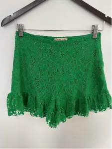 Zara Emerald Green floral Lace crochet ruffle hem short Shorts hot pants Size S - Picture 1 of 5