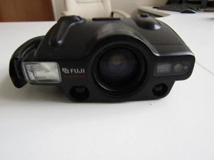 Fuji autofocus FZ3000 ZOOM Date with Fujinon Zoom 38 - 115 mm - Picture 1 of 8