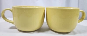 Vtg Linens N Things Set Of 2 "Friends Style" Jumbo Yellow Ceramic Coffee Mugs - Picture 1 of 9