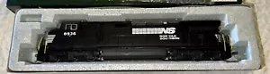 Kato 37-1801, GE C44-9W “Dash 9” Norfolk Southern #8936 HO - Picture 1 of 3