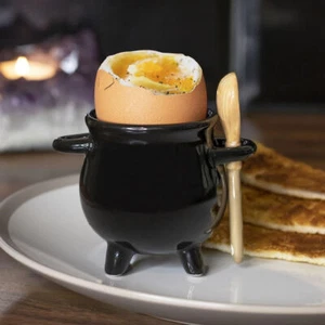 Hexenkessel Eierbecher mit Löffel Besen Cauldron Düster Wohnen Geschenkidee - Bild 1 von 4