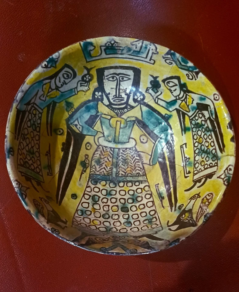 Antiguo cuenco caligráfico y figurativo islámico de Oriente Medio Foto 1 de 4