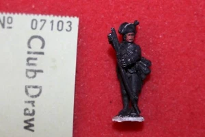 Napoleonic Rifleman Rifle Metal Miniature Wargames 25mm Scale French War Gaming - Picture 1 of 1