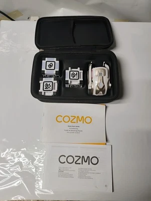 Mini robot interactivo de juguete Anki Cozmo 300-00046 Cosmo + 3 cubos, estuche, cargador Foto 1 de 3