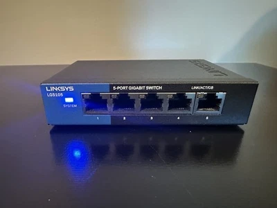LINKSYS LGS105 V2 5-Port Gigabit Switch with Power Cord 10/100/1000 Mbps 10 Gbps - Image 1 of 4