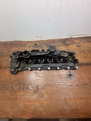 Cubierta basculante culata BMW E70 E90 E91 335d E60 535d M57N2 7811588 OEM Foto 1 de 4