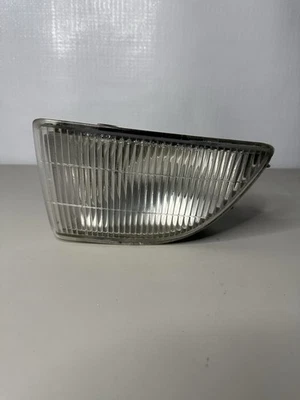 Faro antiniebla delantero izquierdo LEXUS SC300 SC400 1992-1995 81390-24021 OEM Foto 1 de 4