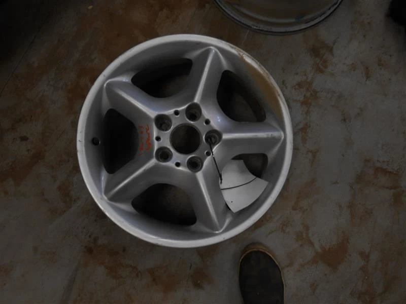 Rueda de aleación 17x7-1/2 5 radios para BMW X5 901195 00-06 Foto 1 de 4
