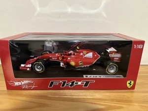 Kimi Raikkonen F14-T 1:18 Hot wheels - Foto 1 di 3