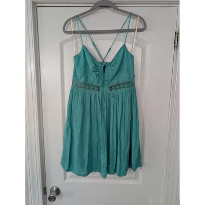 Mini Vestido BCBGeneration Verde Borde Crochet Sin Mangas Informal Talla 6 Nuevo con Etiquetas Foto 1 de 4