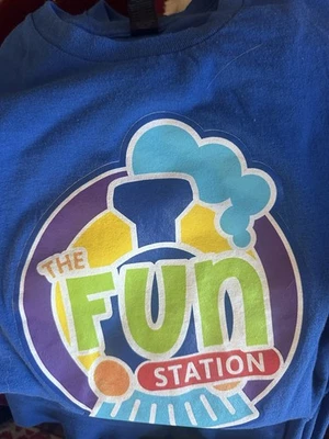 Uniforme de trabalho Fun Station - Imagem 1 de 3