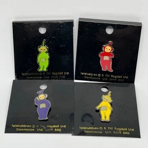 Set of 4 Teletubbies Licensed Enamel Pin Badges Dipsy Po Tinky Winky Laa-Laa - Imagen 1 de 8