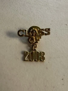 Senior Recognition Class of 2008 Year Letterman Dangling Jacket Pin gold tone - Picture 1 of 2