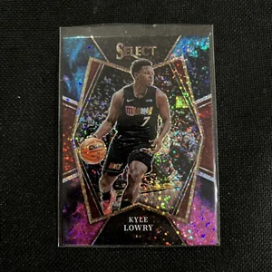 Panini Select Kyle Lowry #165 Premier Level Cosmic Prizm 2021-22 - Imagen 1 de 2