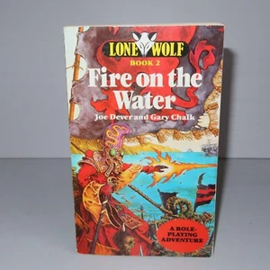 Joe Dever Lone Wolf #2 Fire on the Water Vintage 1984 Adventure Game Book - Imagen 1 de 23