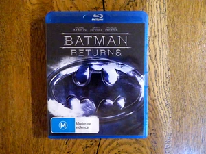 Batman Returns Blu Ray 1992 Region B Tim Burton Michael Keaton FREE POSTAGE - Picture 1 of 3