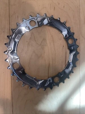 Shimano Alivio 32t Chainring 104bcd 4 Bolt 8 Speed - Image 1 of 3