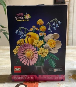 LEGO BOTANICALS PETITE SUNNY BOUQUET FLOWER BUILDING SET (10347) 373 PIECES - Picture 1 of 6