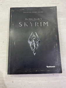 The Elder Scrolls V: Skyrim Official Game Guide with Map Paperback - Picture 1 of 4