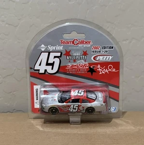 2002 Kyle Petty Sprint Racing Charity Ride Team Caliber 1:64 scale car - Picture 1 of 2