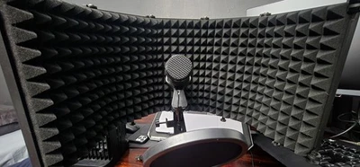 Studio Recording Microphone Isolation Shield with Pop Filter and Metal Tripod. - Image 1 of 4