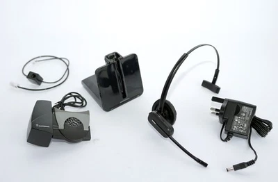 Plantronics CS540 Wireless Convertible DECT Headset With HS10 Lifter - Image 1 of 4