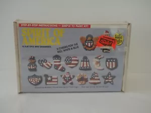 NEU Wee Crafts Kit 21015, Spirit of America, 15 flache Mini Ornamente Neu im Karton (2B2) - Bild 1 von 4