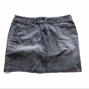 LOFT gray wash denim mini skirt size 10 Ann Taylor Y2K style - Picture 1 of 8