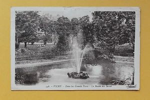 Carte postale ancienne VICHY - Dans les Grands Parcs - Le Bassin des Serres - Picture 1 of 1
