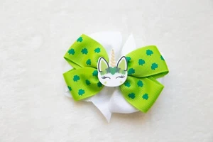 St Patrick's Day Bow Hair Clip, Green four-leaf Lucky Clover Ribbon bow clip - Picture 1 of 6