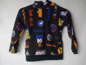 Nike Youth Pullover Hoodie Black Nike Logos All Over Print Sz 6 5-6 Years EUC - Picture 1 of 12