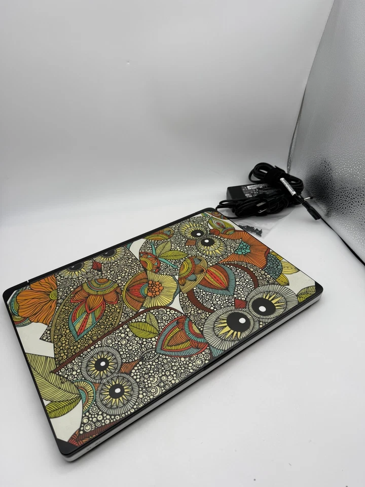 Asus Book TP500LA-UB51T 15.6 táctil 2 en 1 Intel i5-4210U 8GB 128GB SSD leer Foto 1 de 4