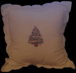 Embroidered Christmas Tree Pillow White Green Edging Lace Wreath Design Good Con - Picture 1 of 11