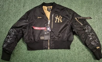 Mujer New Era x Alpha Industries Negro New York Yankees Recortado Cremallera Completa Grande Foto 1 de 4
