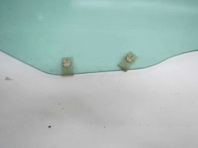 Vidrio puerta delantera derecha OEM 99 00 01 02 03 Mitsubishi Galant Foto 1 de 4