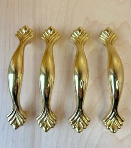4 Vintage goldfarben Schrank Schublade Ventilator Jakobsmuschel Bogen Ziehgriff 3" C bis C Kieler - Bild 1 von 7