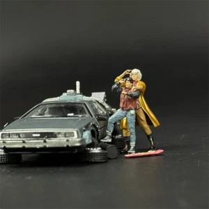 Maßstab 1:64 Back to the Future II Figur Martin und Dr. Brown Miniatur Diorama - Bild 1 von 10