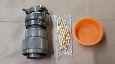 Spacecraft Components Mil Spec SCPB06CF20-27S-F80-A95 14-pin Circular Connector - Image 1 of 4