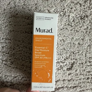 NEW Murad Essential-C Day Moisture SPF 30 .8 Fl Oz PA+++ - Picture 1 of 4