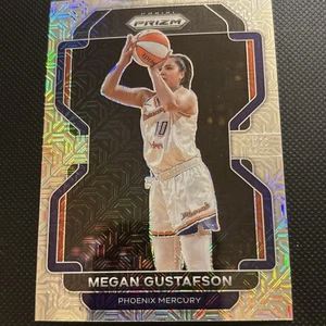 2022 Panini Prizm WNBA /25 Megan Gustafson #110 Silver MOJO - Picture 1 of 5