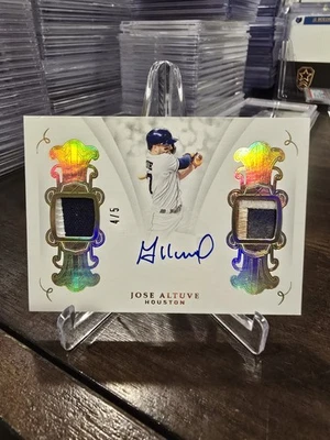 2019 Panini Flawless Jose Altuve Signature Patches GOLD ( 4/5 ) 🔥SUPER RARE🔥 - Image 1 of 4