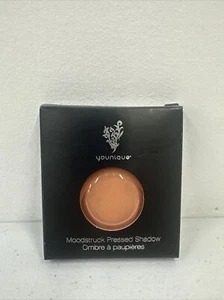 Younique Moodstruck Pressed Eye Shadow Eyeshadow WITTY New in Box - Picture 1 of 2