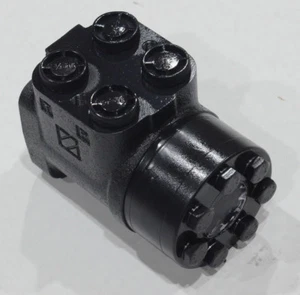 AL69805 200CC METRIC STEERING VALVE FITS JOHN DEERE 3055 3150 3155 3255 - Picture 1 of 3