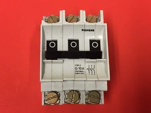 Siemens - G 10 A - Circuit Breaker - Picture 1 of 4