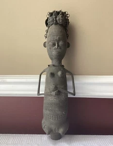 Antike afrikanische hochdetaillierte Bronze (?) Statue/ Afrikanische Kunst, 15 3/8“ T - Bild 1 von 11