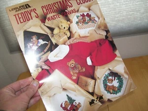 Christmas Closet Teddy Bears Cross Stitch Ornaments Pattern X-Mas Waste Cloth - Picture 1 of 6