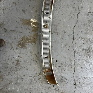 1991 Dodge Ram W250 First Gen Wiper Cowl USED - Picture 1 of 14