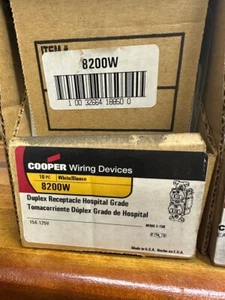 BOX OF 10 COOPER 8200W 15A 125V NEMA 5-15 Premium Hospital Duplex Receptacle L18 - Picture 1 of 1