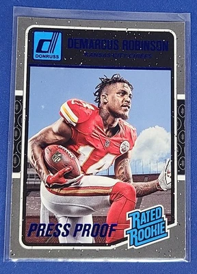 2016  Donruss Press Proofs Blue  #364 Demarcus Robinson Chiefs Football Card v - Image 1 of 2